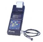 采用了磁性和渦流兩種測厚方法，可無損地測量磁性金屬基體( 如鋼、鐵、合金和硬磁性鋼等 )上非磁性覆蓋層的厚度(如鋁、鉻、銅、琺瑯、橡膠、油漆等)及非磁性金屬基體(如銅、鋁、鋅、錫等)上非導(dǎo)電覆蓋層的厚度(如:琺瑯、橡膠、油漆、塑料等)。