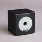  HS6028A型多功能聲校準(zhǔn)器主要適用于1/2英寸和1英寸測試傳聲器和聲學(xué)測量儀器，用來對它們進(jìn)行聲壓靈敏度校準(zhǔn)。聲壓級： 94dB和114dB（以2×10-5Pa為參考）,聲壓級精度： ±0.3dB(20℃±5℃),頻 率： 1000Hz±2%,諧波失真： ≤ 1 %
