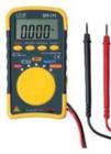 數(shù)字萬用表 DT-111 具備8大功能，包括直流電壓，交流電壓，電阻，電容，頻率，占空比，短路測試和二極管測試，以及數(shù)據(jù)保持等相關(guān)功能;4000位數(shù)字液晶顯示屏;操作簡單，數(shù)據(jù)保持和最大值保持功能.