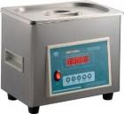 SB-120D型超聲波清洗機,內(nèi)槽尺寸：240×140×100mm ,容量：3L . 工作頻率：40KHz. 超聲功率：120WL.時間可調(diào)：1-600min. 數(shù)顯累計時間：99999h
 