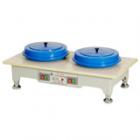 PG-2A型金相試樣拋光機可供雙人同時操作，拋光盤直徑與傳遞功率均大于國內(nèi)同類產(chǎn)品，能適合更多種材料的拋光要求，是試樣拋光的理想設(shè)備。拋光盤直徑：雙盤220mm.轉(zhuǎn)速：900r/min，1400r/min（定制）.電動機：YS7116 0.2kW 380V/220V 50Hz

 
