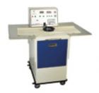 YG461H型全自動透氣量儀 可以對各種平面材料的透氣性進(jìn)行快速、簡便和精確的測定。測量單位mm/s, cfm, cm3/cm2/s, I/m2/s, I/dm2/min, m3/m2/min;測試精度:好于顯示值的±2%;測試壓力:0-300Pa 測試面積／測試頭:5，20，25，50
 
