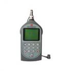 特點：

● 同時測量a、v、s三種振動量的有效值、峰值、峰峰值，以及F、S兩種時間計權；

● 可進行積分測量，計算并顯示振動的等效值；

● 可選配SD卡存貯數(shù)據(jù)，實現(xiàn)大容量存貯、錄音、U盤、讀卡器等功能。