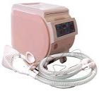 便潔器的功能如下:

1.對于無意識的患者,本機可以自動清理大小便,無須繁瑣的更換尿布等操作.機器自動吸引,并清理干凈.

2.全自動感應(yīng)系統(tǒng),智能檢測患者的大小便,并自動開機運轉(zhuǎn).

3.自動進行吸尿,吸便.伴以溫水清洗和溫風干燥等功能,做到無須專人監(jiān)管便輕松解決患者后顧之憂.

4.輕松減輕護理專員的工作,整個過程機器自動完成.不用擔心弄臟手和床單,無異味.